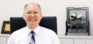 Dr. Ching-Wen Chen 陳慶文
