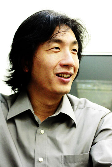Dr. Jer-Ming Hu胡哲明 Deputy Dean of International Affairs Associate Professor, Institute of Ecology & Evolutionary Biology