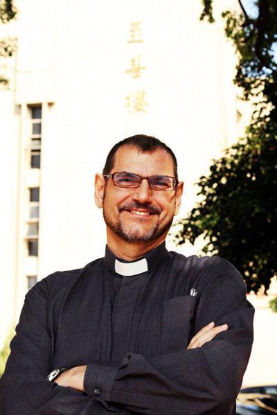 Fr. Ramon Santacana  神父沈拉蒙