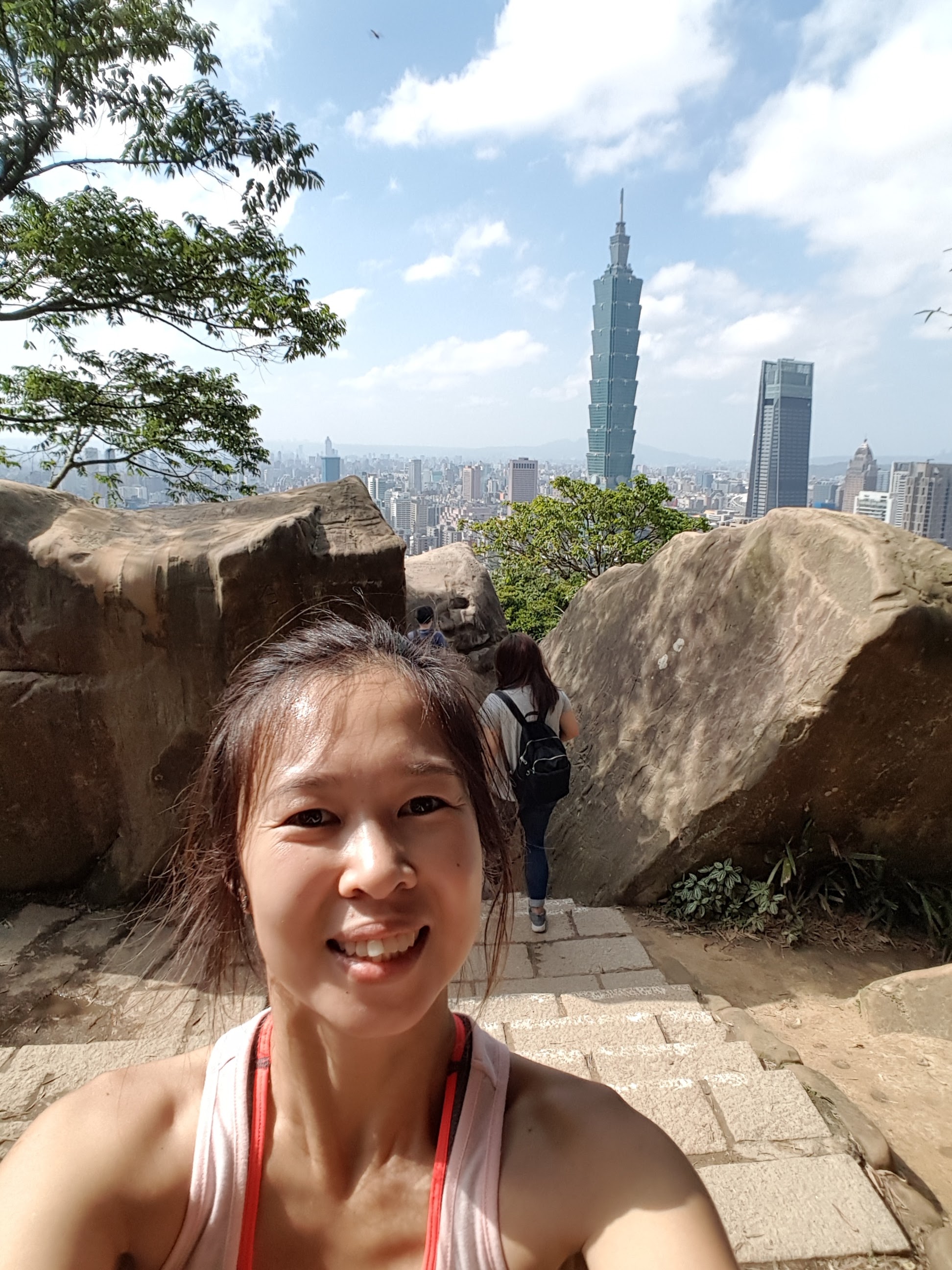 Teaching English and Living in Taiwan, Looking for someone to practice speaking with image