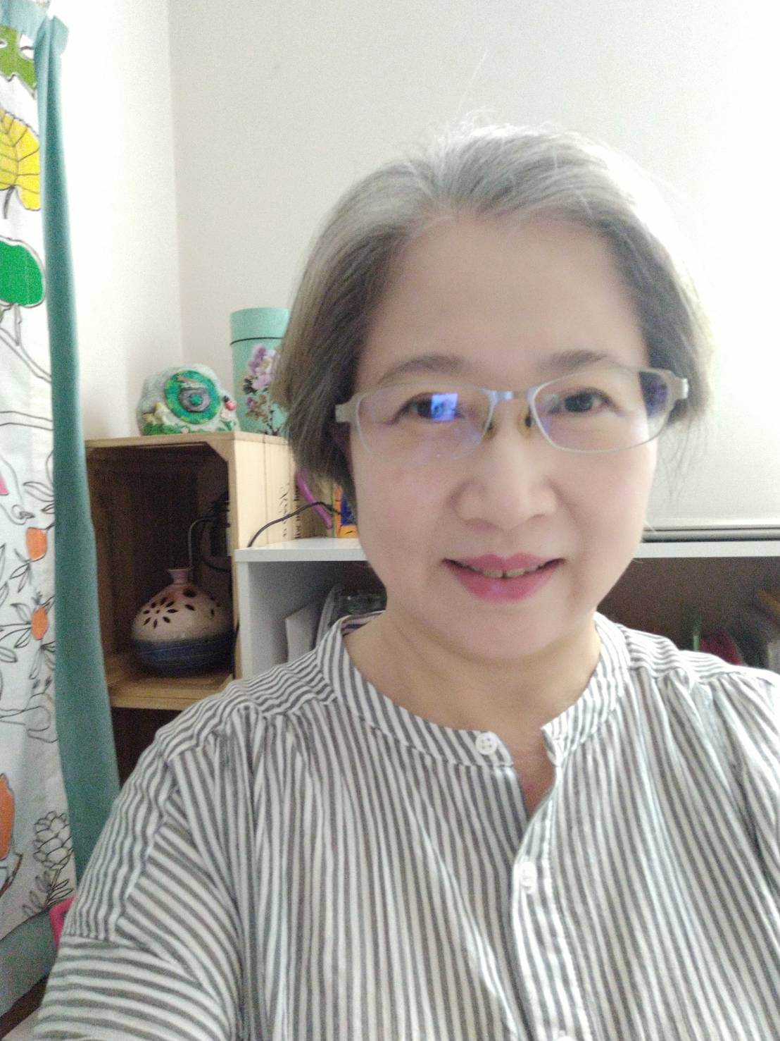 Teaching English and Living in Taiwan Tutors of Chinese Available ; 華語教師、華語家教, experienced and creative image