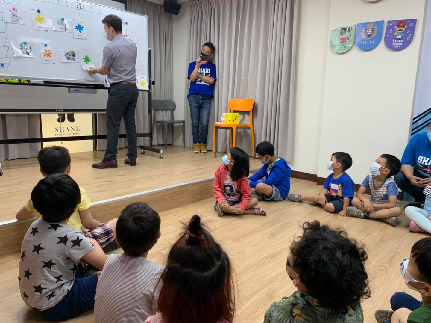 Teaching English and Living in Taiwan Jobs Available 教學工作, Shane English School Taiwan EFL Writer & English Teacher Positions (throughout Taiwan) available at Shane image