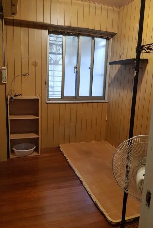 Teaching English and Living in Taiwan Apartments to Share, Nice room near MRT Qizhang (Green Line ) convenient to NTU, NTUST, NTNU, NTUT image
