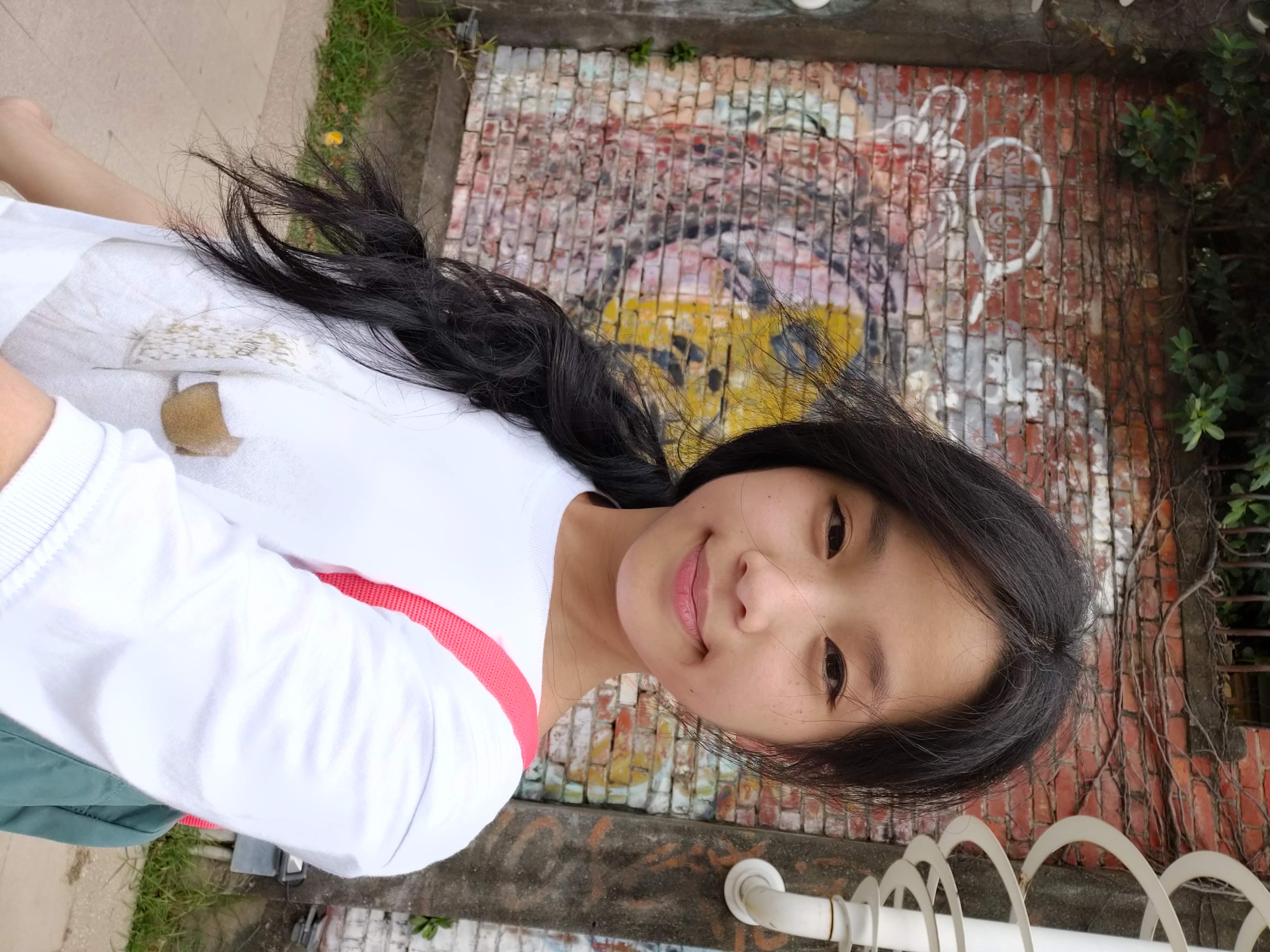 Teaching English and Living in Taiwan Missed Connections  尋人、尋友, Nice smile image